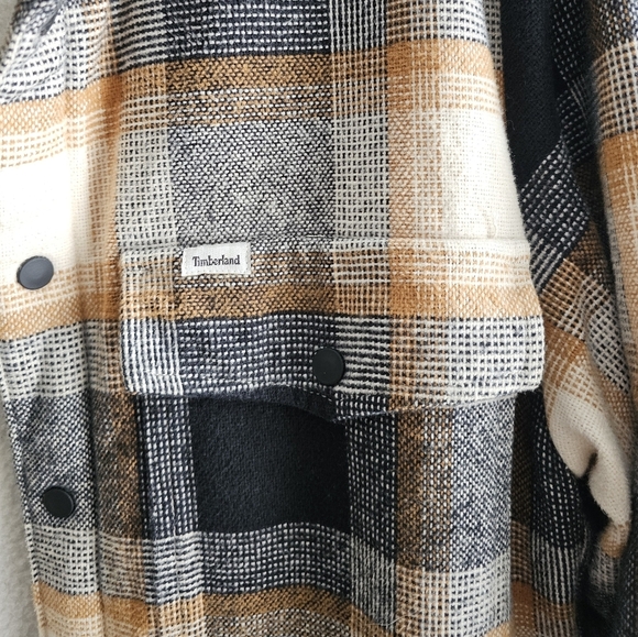 Timberland Insulated Buffalo shirt jacket in beige - Picture 4 of 15